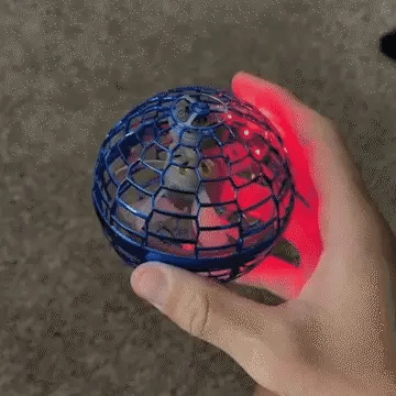 Bola Mágica Voadora - Controlada á mão
